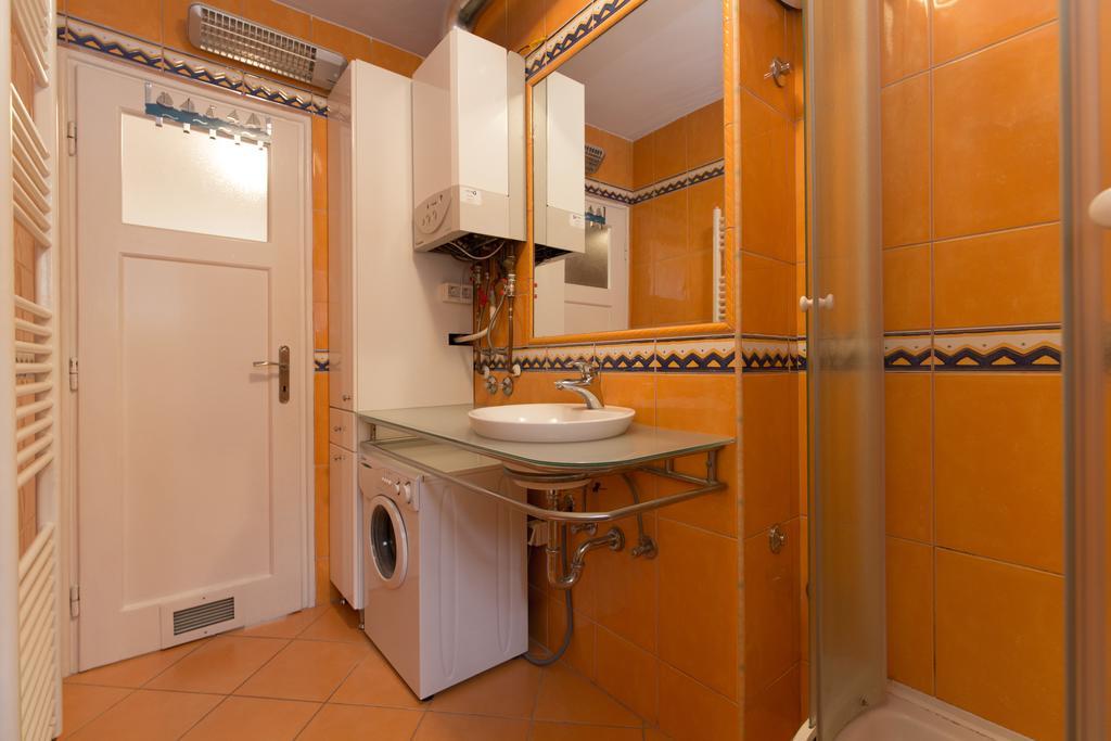 Apartment Gloria Сараево Экстерьер фото